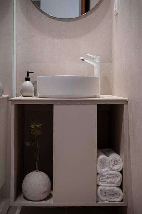 Aura Urban Living In The Heart Of Chania Apartmán *