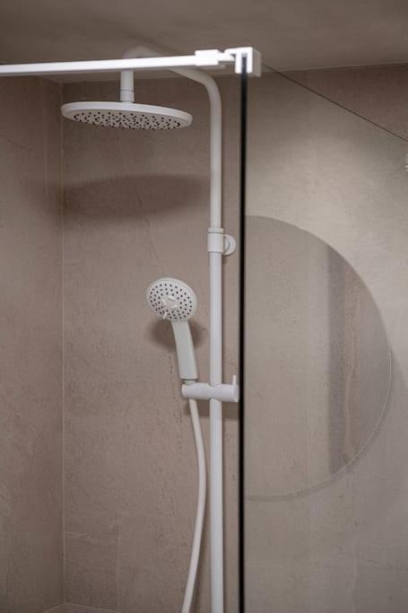 Aura Urban Living In The Heart Of Chania Appartamento